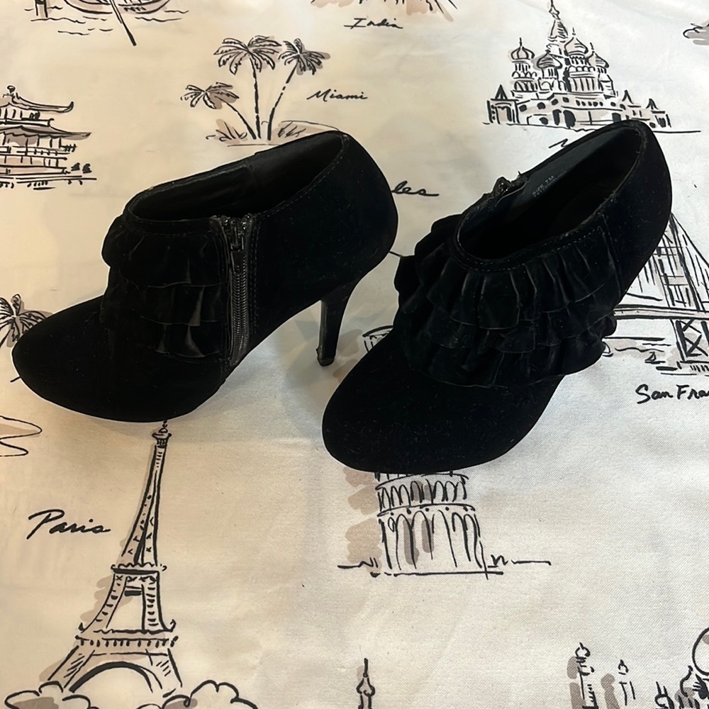 Black Ruffle Suede Ankle Booties - Women